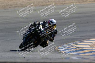 media/Mar-12-2022-SoCal Trackdays (Sat) [[152081554b]]/Turn 10 (130pm)/